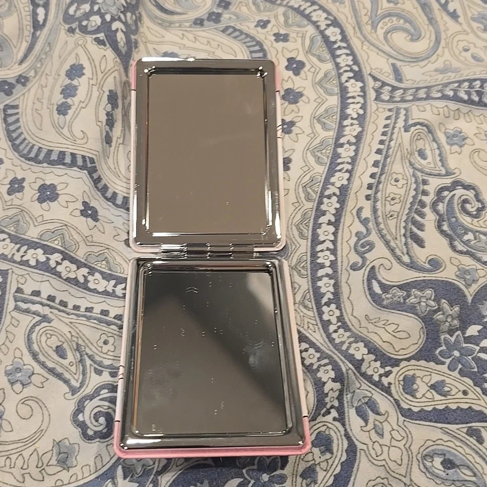 ❤️10/$13 New Singapore Garden By The Bay Holographic Makeup Mirror